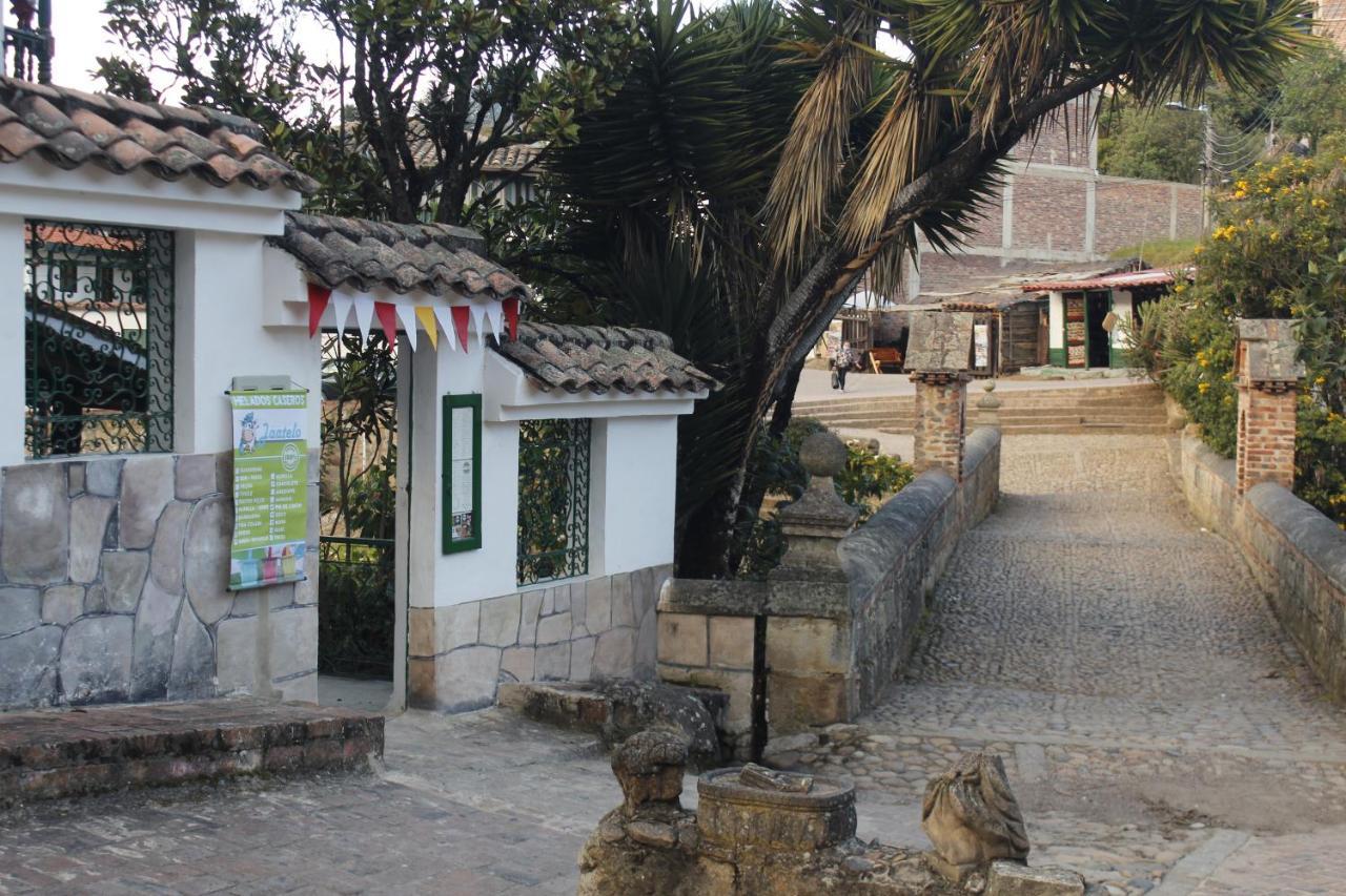 Hotel Calicanto Real Cafe Museo Mongui Εξωτερικό φωτογραφία
