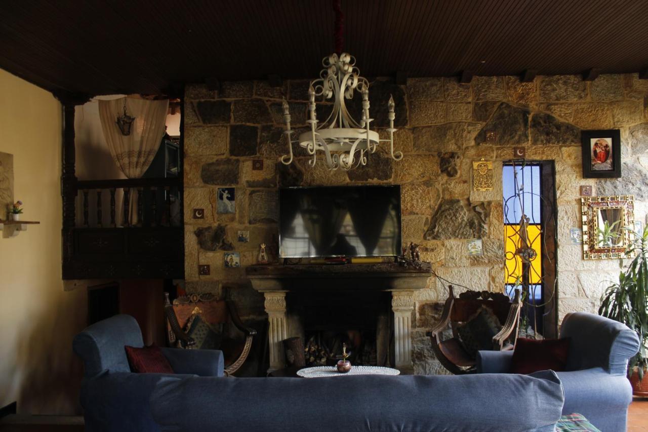 Hotel Calicanto Real Cafe Museo Mongui Εξωτερικό φωτογραφία