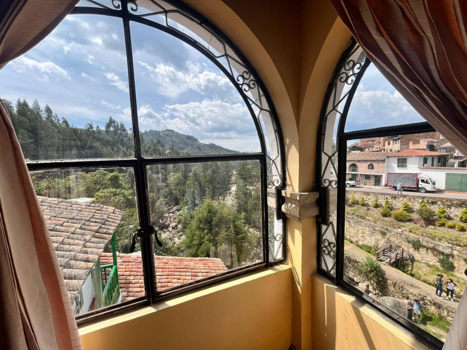 Hotel Calicanto Real Cafe Museo Mongui Εξωτερικό φωτογραφία